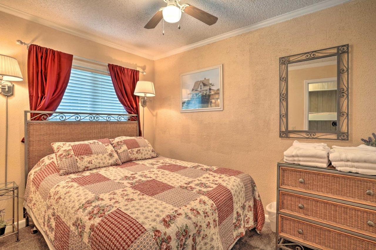 Isle Of Palms Beachfront Condo With Balcony And Pool! エクステリア 写真